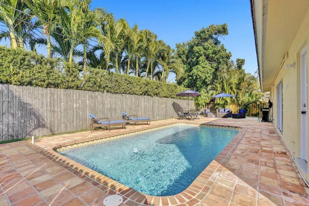 Beautiful 4 Bedrooms/Pool/Walk To Beach Deerfield Beach Buitenkant foto