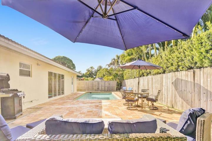 Beautiful 4 Bedrooms/Pool/Walk To Beach Deerfield Beach Buitenkant foto