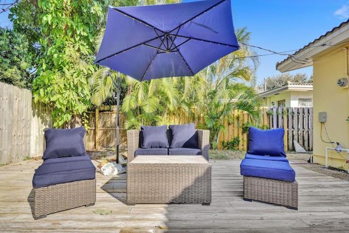 Beautiful 4 Bedrooms/Pool/Walk To Beach Deerfield Beach Buitenkant foto