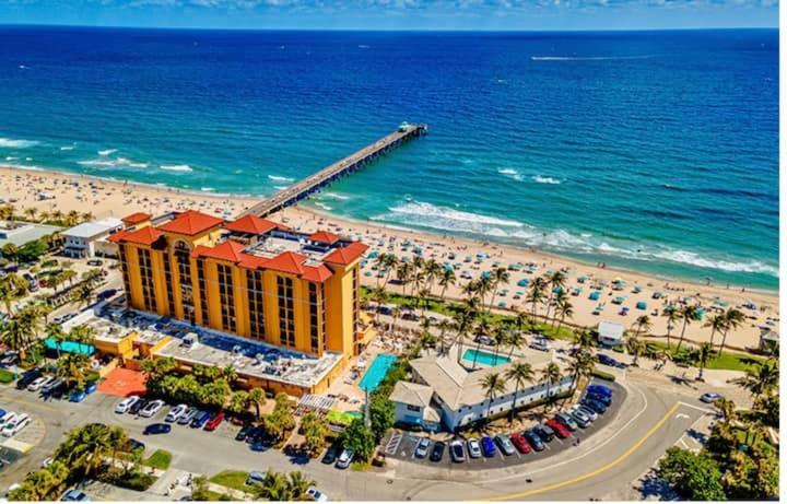 Beautiful 4 Bedrooms/Pool/Walk To Beach Deerfield Beach Buitenkant foto