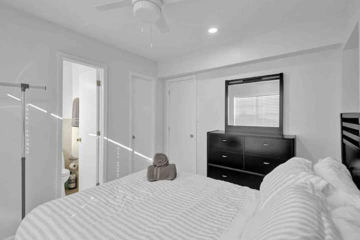 Beautiful 4 Bedrooms/Pool/Walk To Beach Deerfield Beach Buitenkant foto