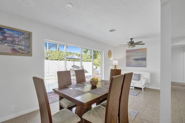 Beautiful 4 Bedrooms/Pool/Walk To Beach Deerfield Beach Buitenkant foto
